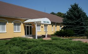 Park Hotel Es Rendezveny Centrum Babolna